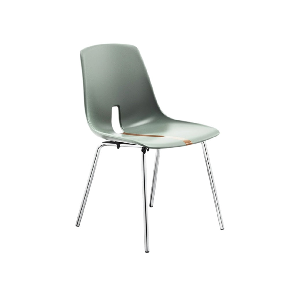 Chaise en plastique ergonomique avec pieds en métal chromé